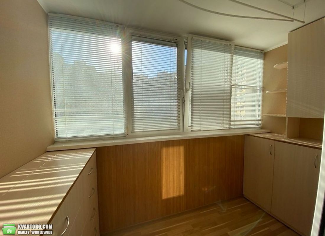 Rent out 2-room apartment. Киев,  Глушкова пр — photo 10