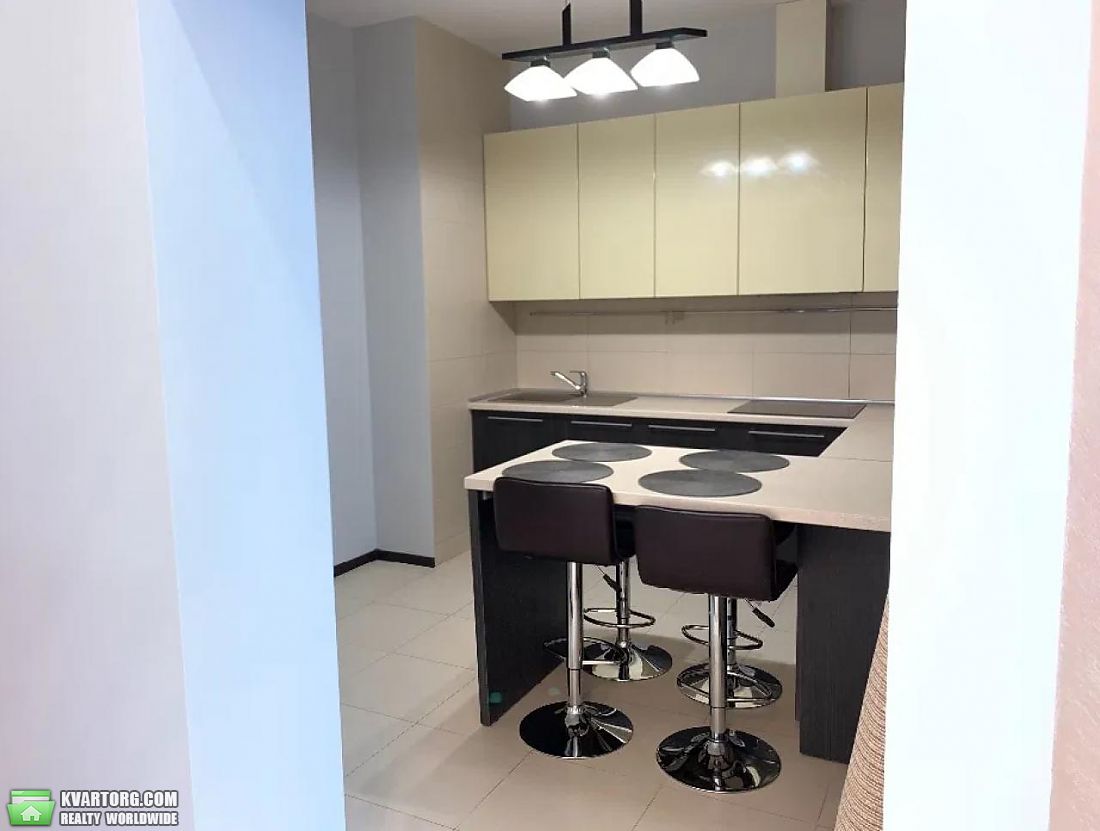 Rent out 2-room apartment. Киев,  Механизаторов — photo 4