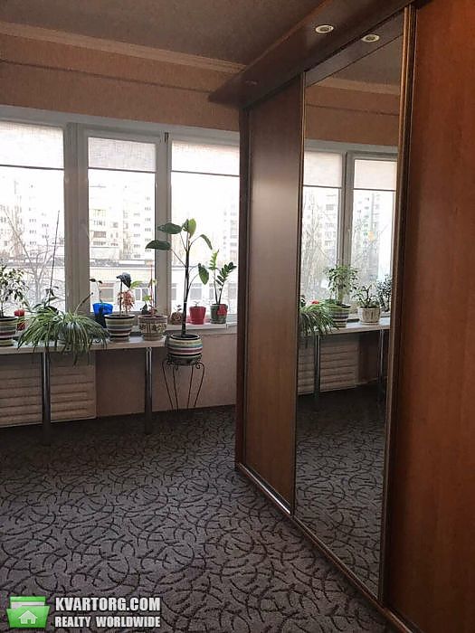 Sell 1-room apartment. Киев,  Никольско-Слободская — photo 2