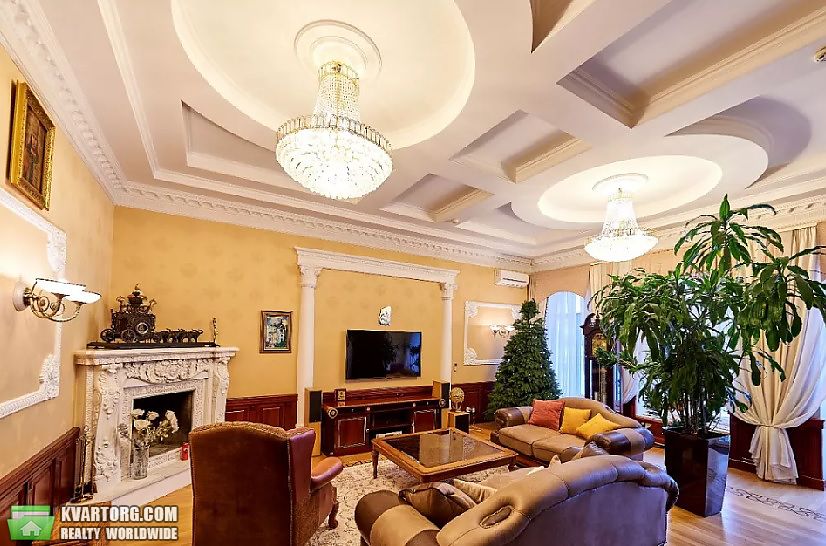 Sell multi-room apartment. Киев,  Владимирская — photo 1