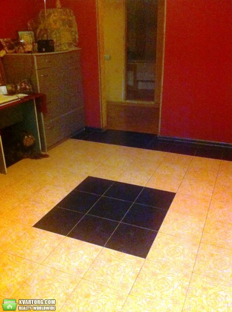 Sell 3-room apartment. Киев,  Срибнокильская — photo 8