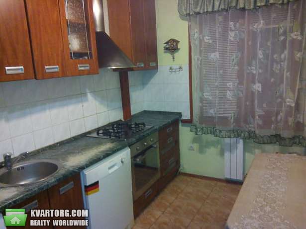 Rent out 3-room apartment. Киев,  Старосельская — photo 3
