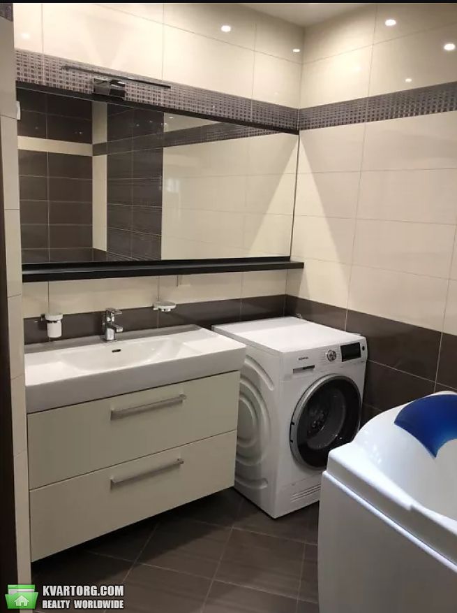 Rent out 3-room apartment. Киев, Гетьмана — photo 10