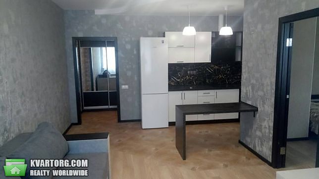 Rent out 2-room apartment. Киев,  Островского — photo 2