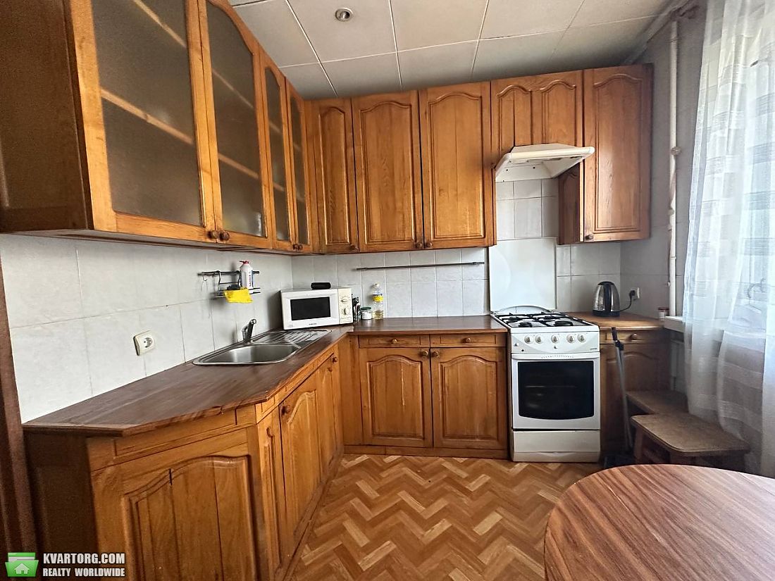 Rent out 1-room apartment. Киев, Микитенка — photo 1