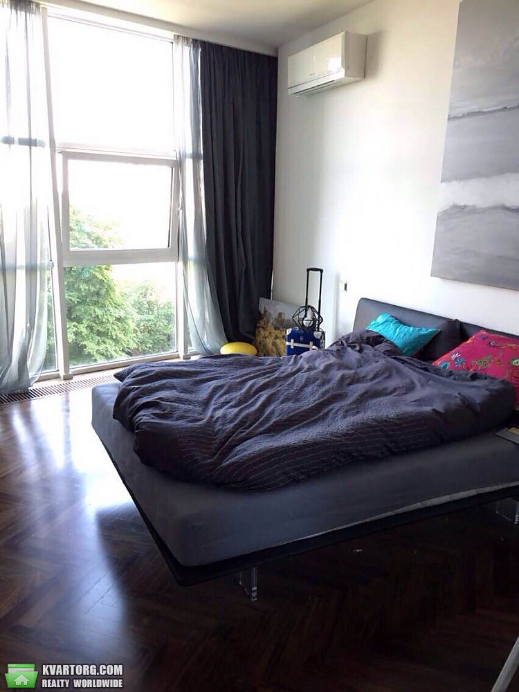 Sell 2-room apartment. Киев,  Зверинецкая — photo 4