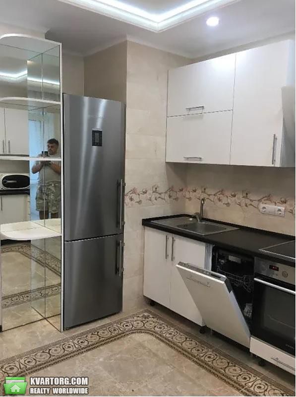 Rent out 3-room apartment. Киев,  Тбилисский пер — photo 2