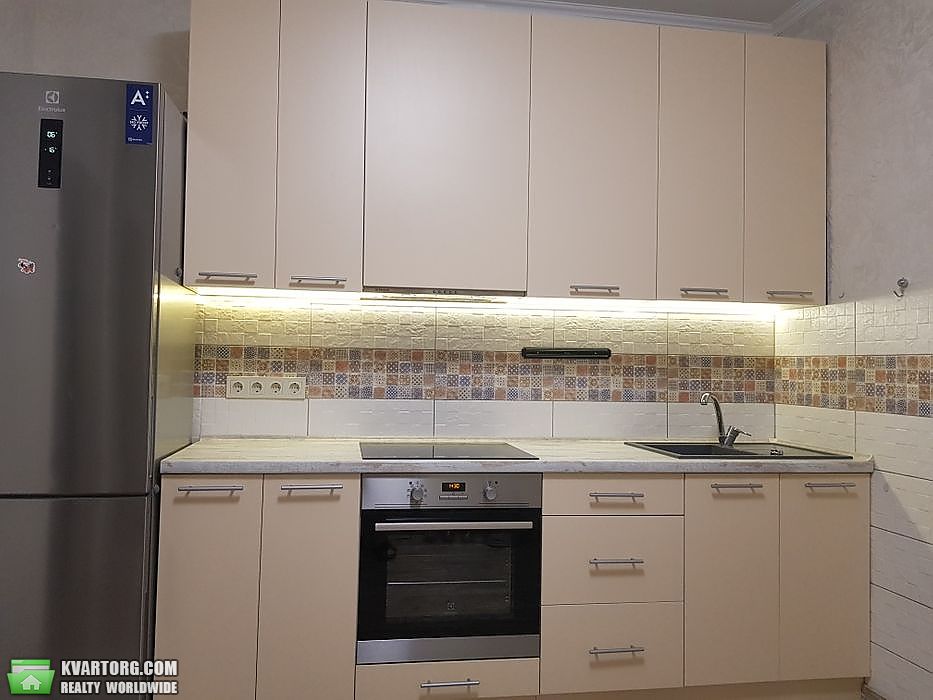 Sell 2-room apartment. Киев,  Ревуцкого — photo 1