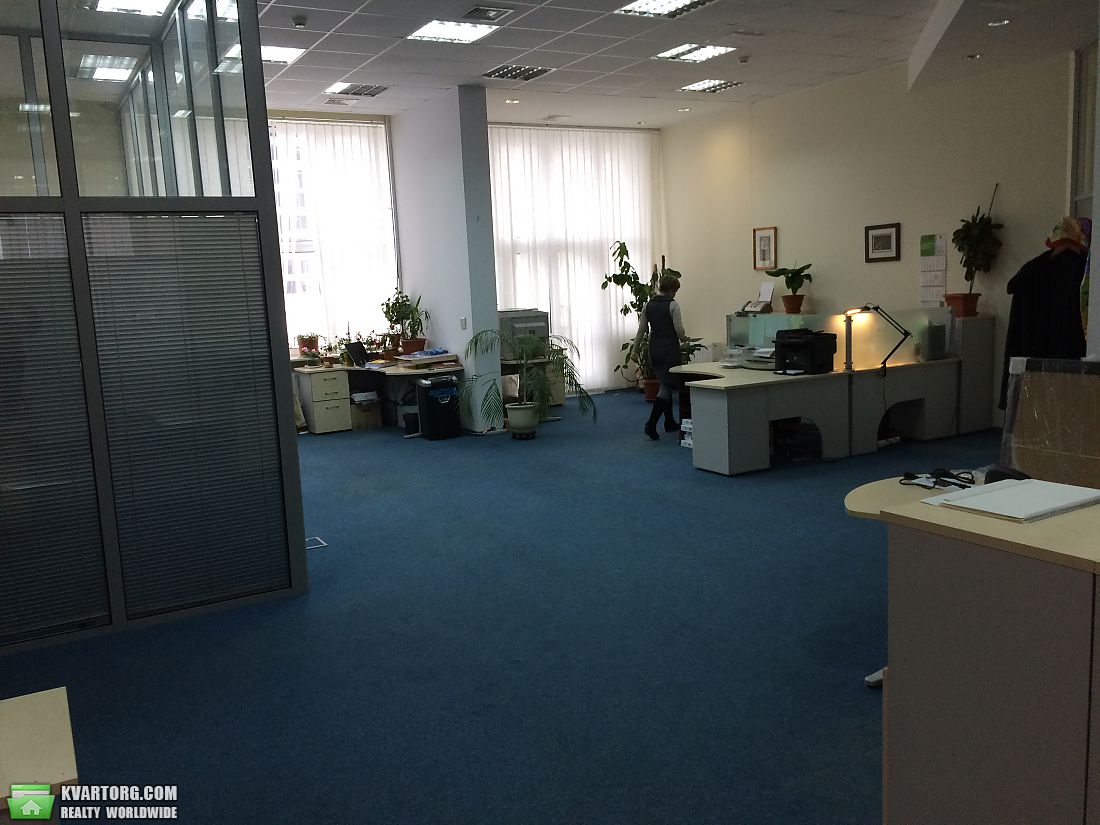 Rent out office. Киев, Барбюса — photo 4