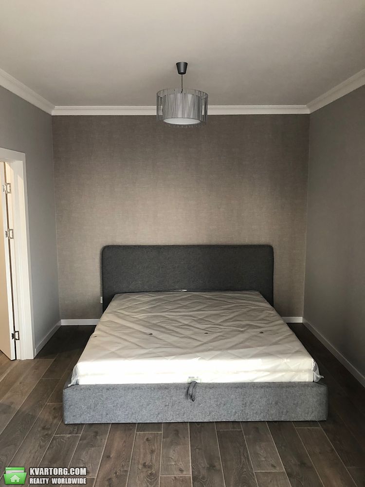 Sell 2-room apartment. Киев,  Новомостицкая — photo 4