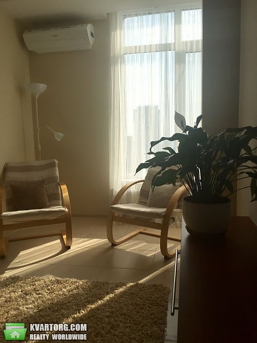 Rent out 2-room apartment. Киев,  Клавдиевская — photo 3