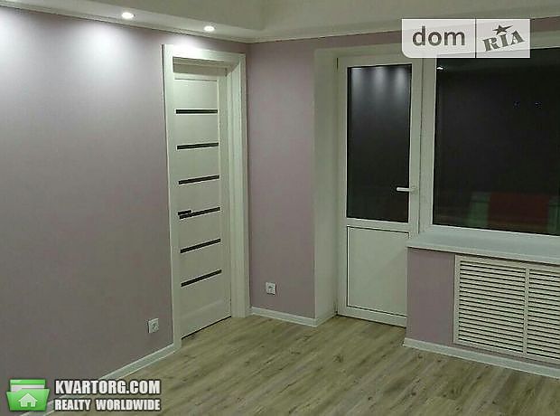 Rent out 3-room apartment. Киев, Метробудовская — photo 5