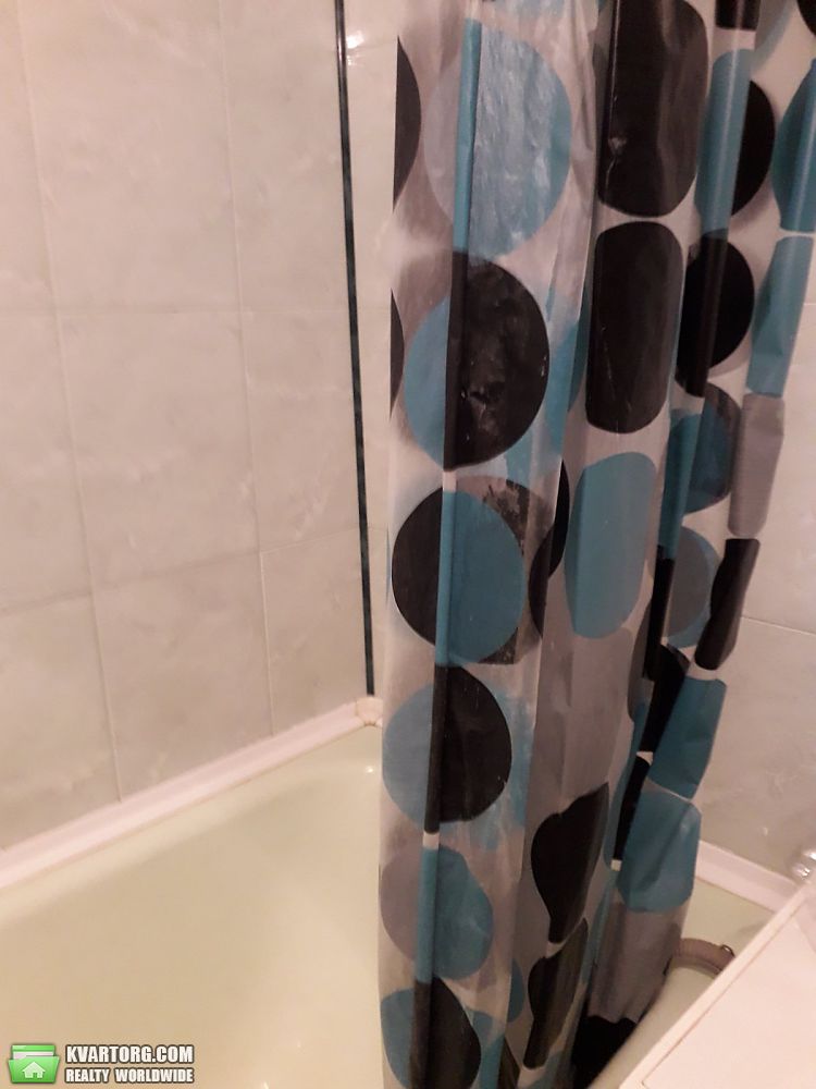 Rent out 1-room apartment. Киев,  Радужная — photo 9