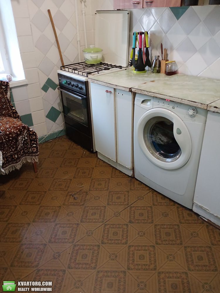 Sell 2-room apartment. Киев, Днепровская наб. — photo 4