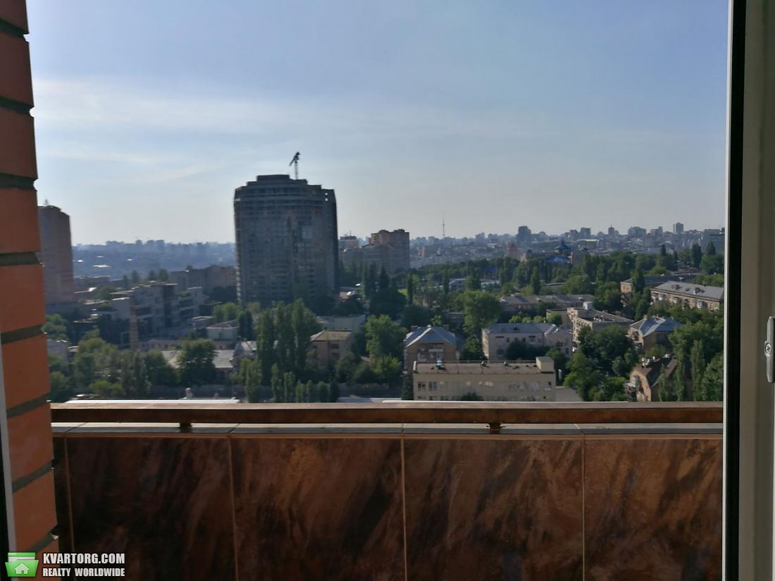 Rent out 3-room apartment. Киев, Коновальца — photo 9