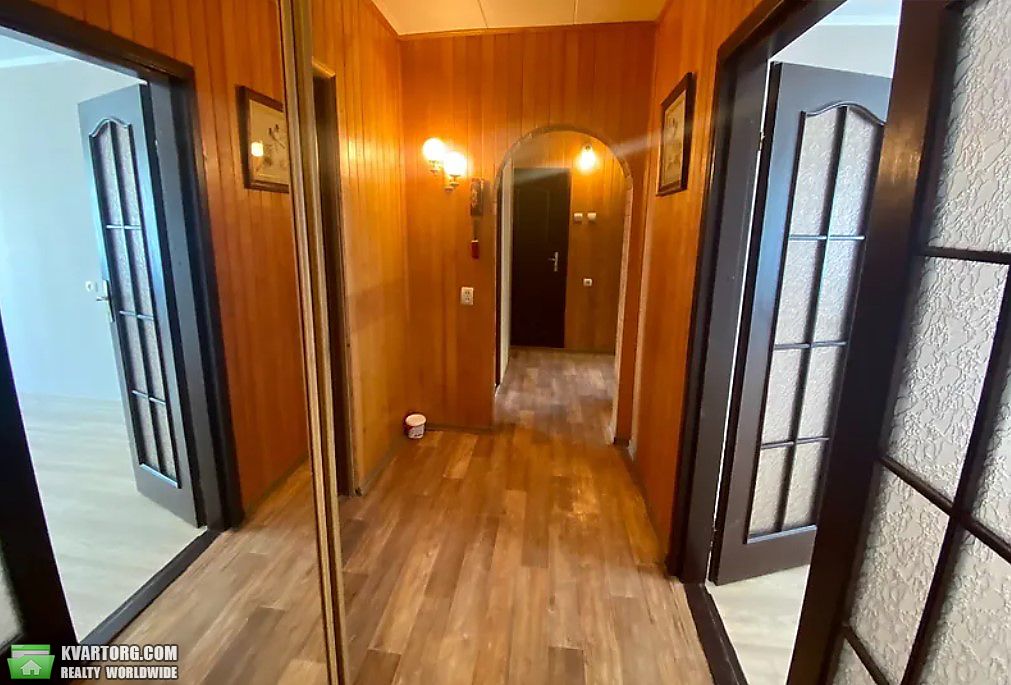 Sell 2-room apartment. Киев,  Радунская — photo 4
