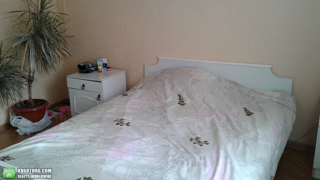 Rent out 3-room apartment. Киев,  Ахматовой — photo 3