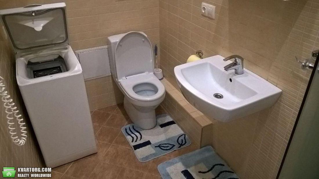 Rent out 3-room apartment. Киев,  Коперника — photo 2