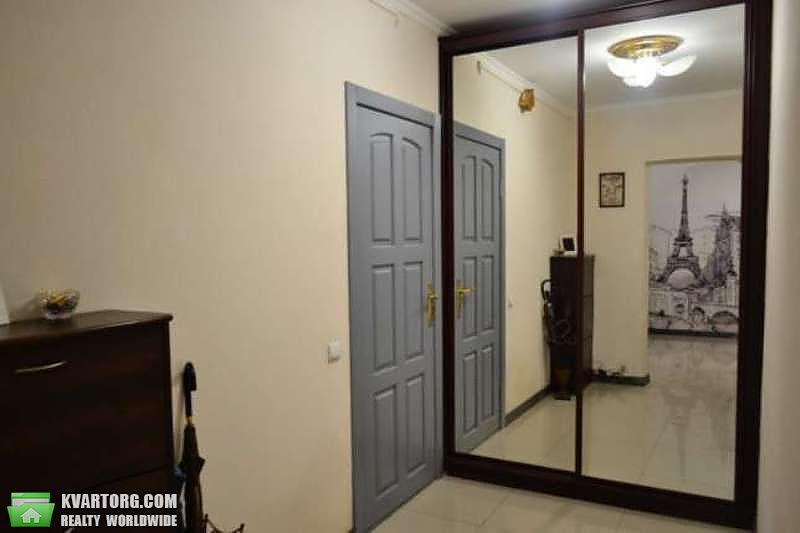 Sell 3-room apartment. Киев,  Подлесная — photo 2