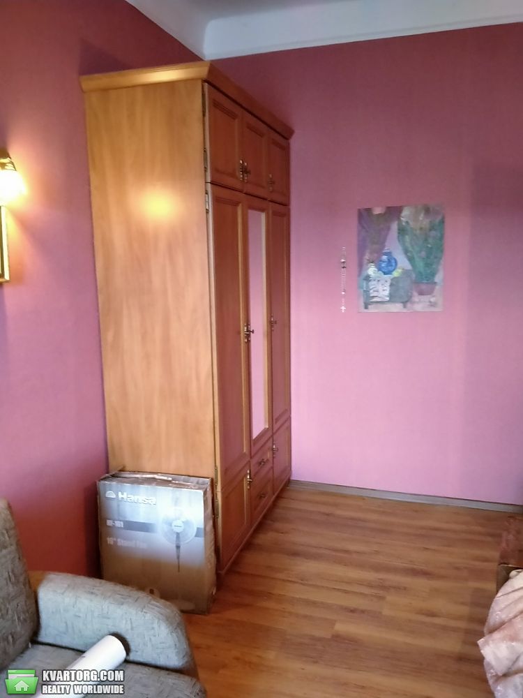 Rent out 2-room apartment. Киев, Миру проспект — photo 9