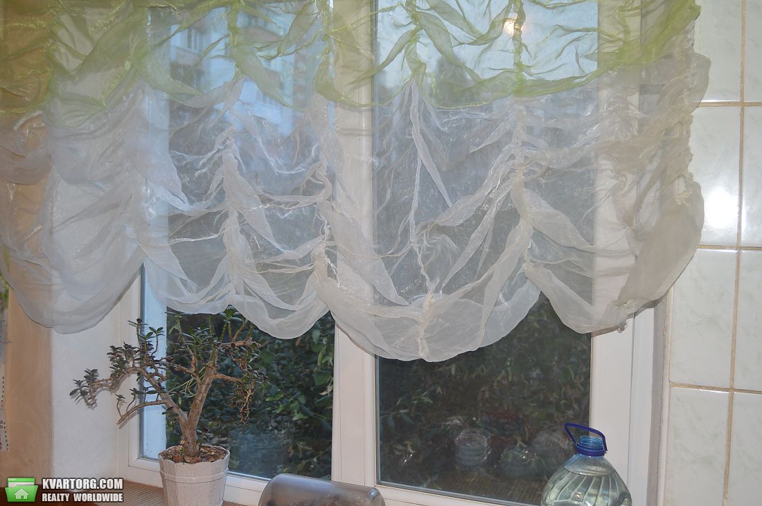 Rent out 2-room apartment. Киев,  Перова бул — photo 1