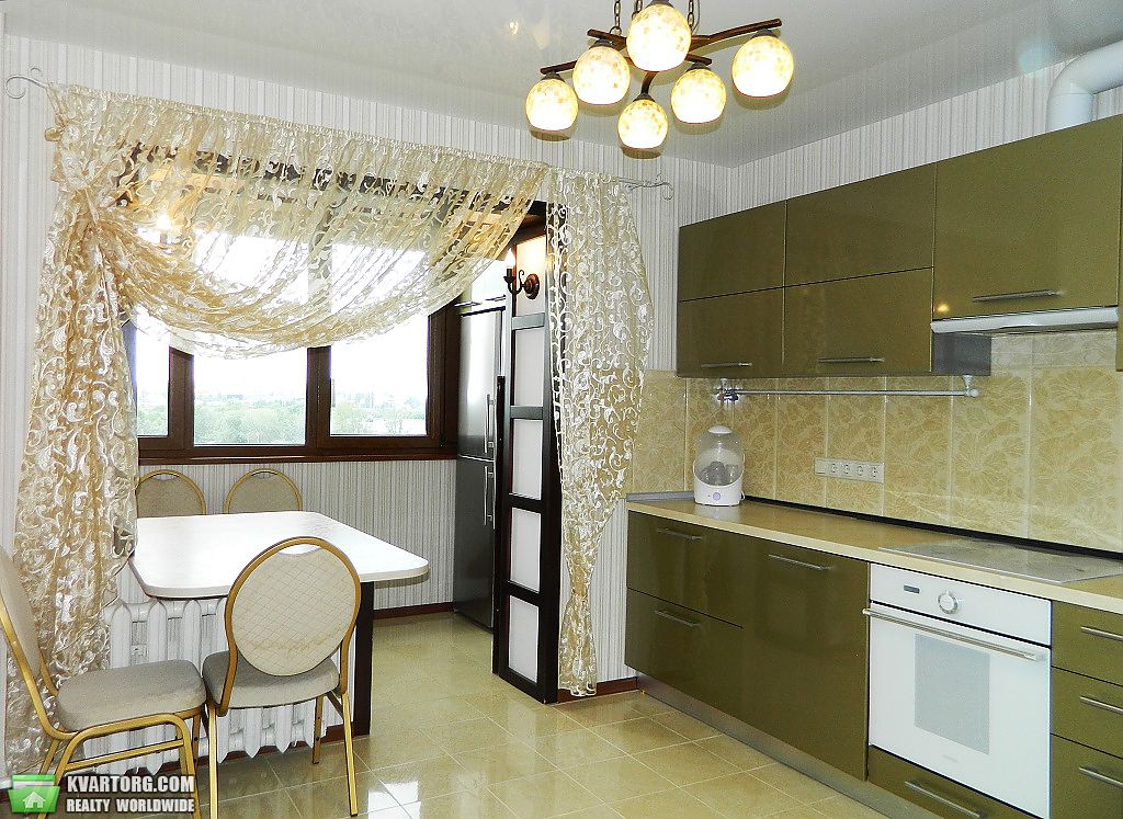Sell 3-room apartment. Киев,  Пчелки — photo 1