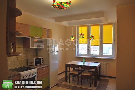 Rent out 3-room apartment. Киев,  Срибнокильская — photo 8