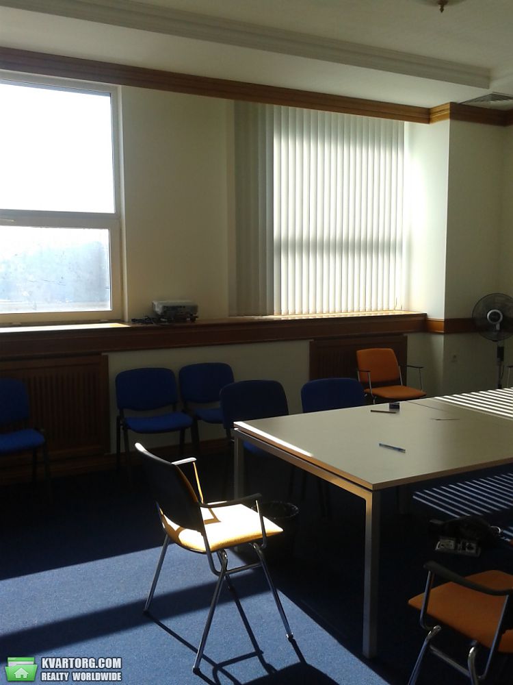 Rent out office. Киев, ул. Новоконстантиновская — photo 4
