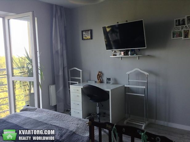 Sell 2-room apartment. Киев,  Метрологическая — photo 5