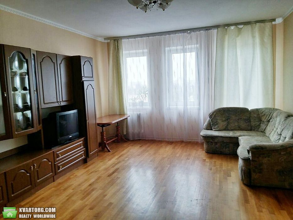 Rent out 3-room apartment. Киев,  Курбаса — photo 2