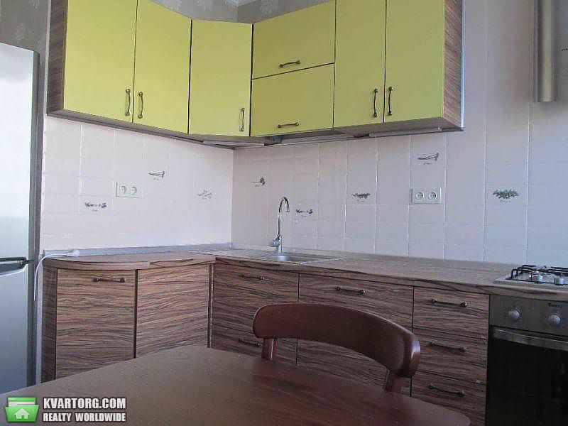 Rent out 4-room apartment. Киев,  Предславинская — photo 5