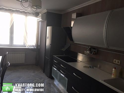 Sell 3-room apartment. Киев,  Срибнокильская — photo 1