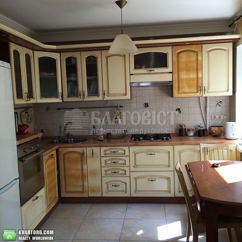 Rent out 3-room apartment. Киев,  Гордиенко пер — photo 4