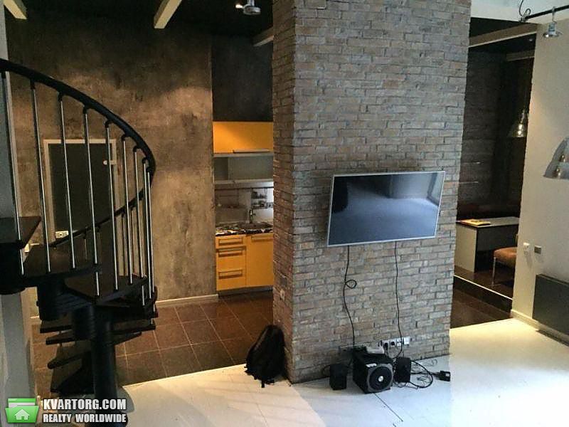 Rent out 2-room apartment. Киев,  Андреевский спуск — photo 1