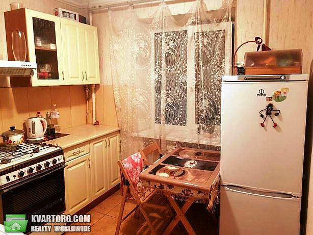 Sell 2-room apartment. Киев,  Волынская — photo 1