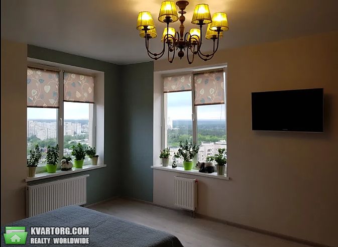 Rent out 1-room apartment. Киев,  Олевская — photo 9