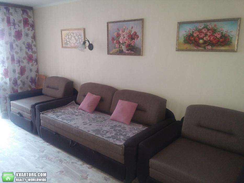 Rent out 1-room apartment. Киев,  Прилужная — photo 3