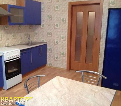 Rent out 2-room apartment. Киев, Днеповская набережная — photo 1