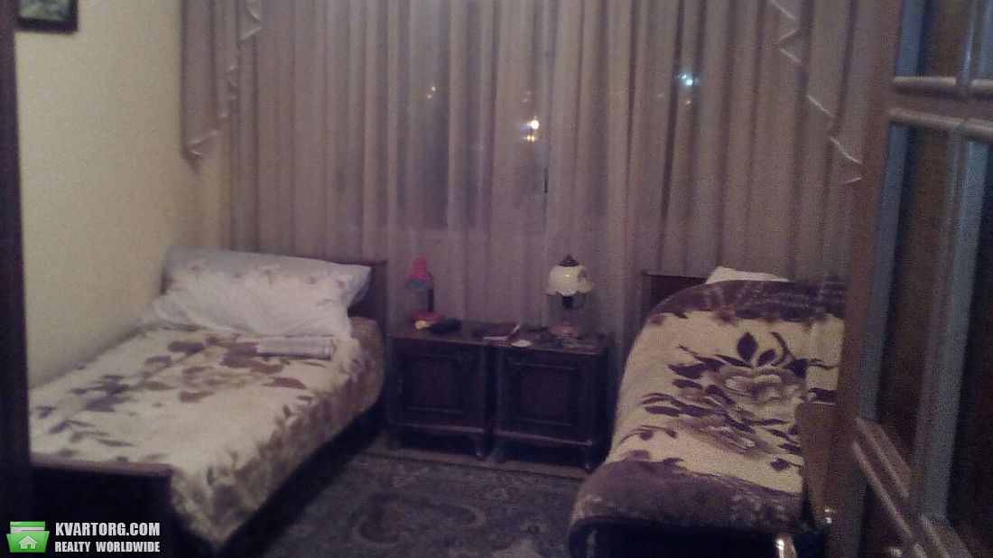 Sell 2-room apartment. Киев,  Героев Днепра — photo 3