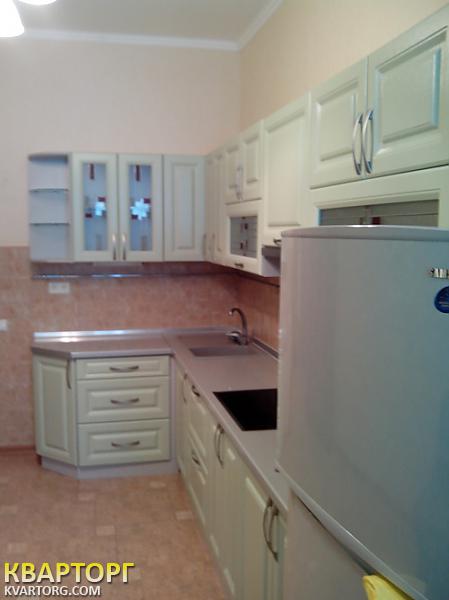 Rent out 1-room apartment. Киев,  Героев Сталинграда пр — photo 1
