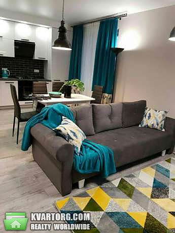 Sell 2-room apartment. Киев,  Большая Окружная — photo 1