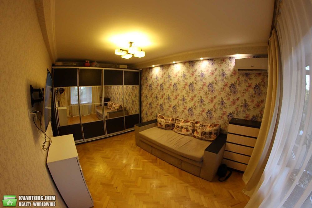 Sell 1-room apartment. Киев,  Дарницкий бульвар — photo 1