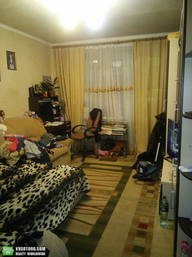 Sell 3-room apartment. Днепропетровск, Запорожское Шоссе — photo 1