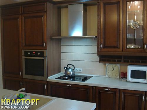 Rent out house. Киев, Богатырская — photo 10