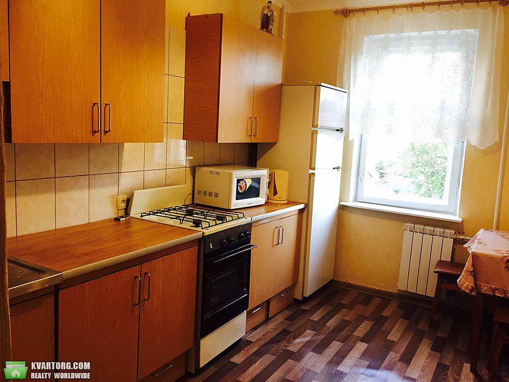 Rent out 1-room apartment. Киев,  Милославская — photo 4