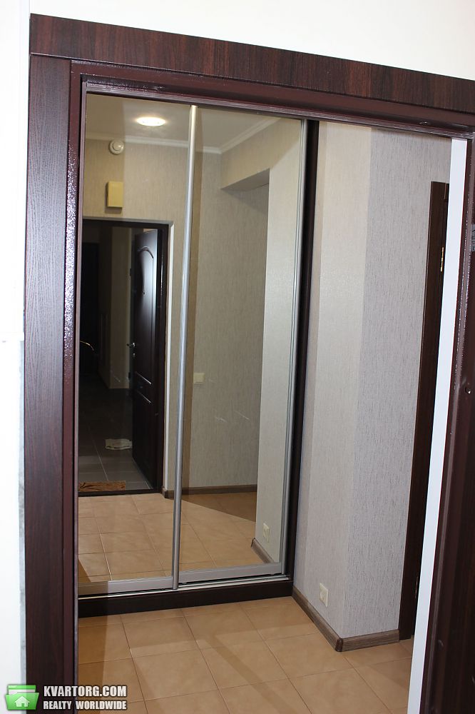 Rent out 2-room apartment. Киев,  Клавдиевская — photo 7