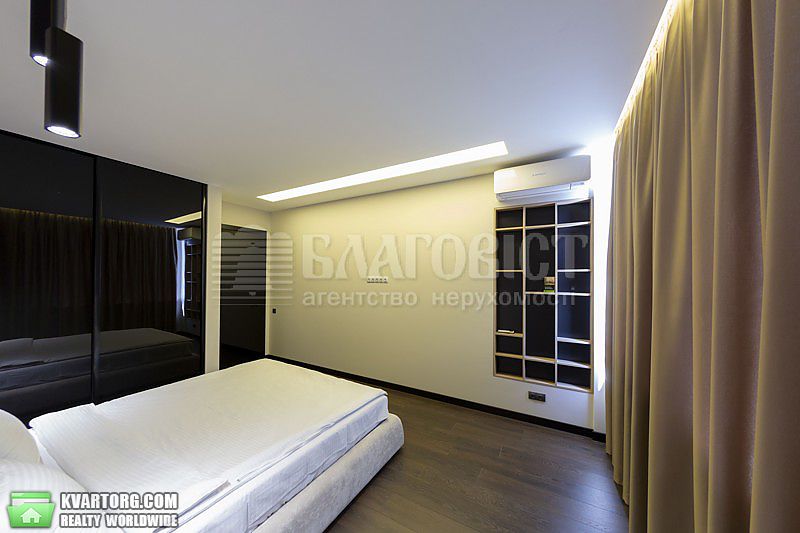 Rent out 2-room apartment. Киев,  Саксаганского — photo 4