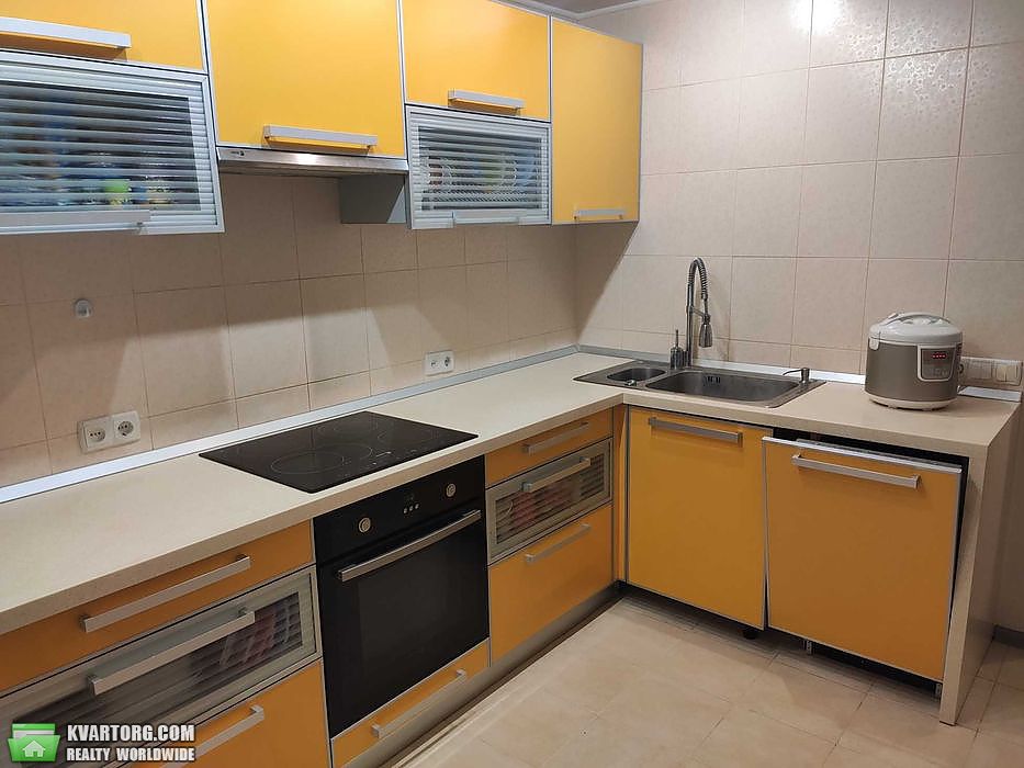 Sell 2-room apartment. Киев,  Азербайджанская — photo 1