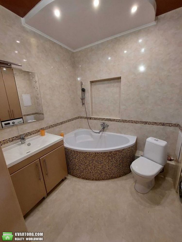Rent out 2-room apartment. Киев,  Вышгородская — photo 6