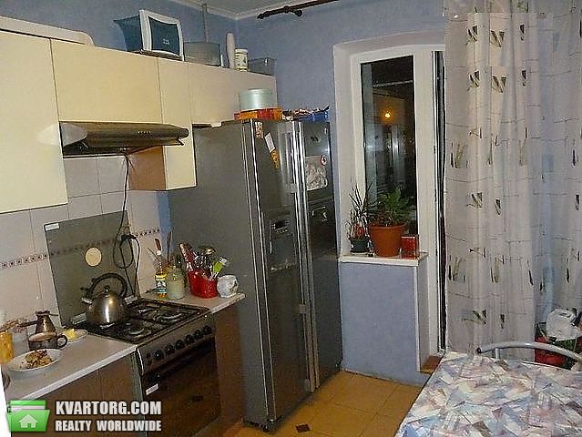 Sell 4-room apartment. Киев,  Харьковское шоссе — photo 1